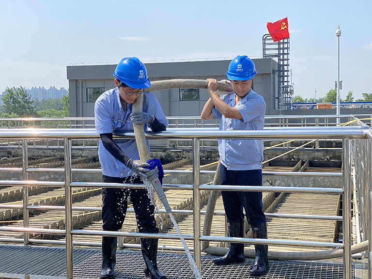 1658286899492326.jpg 1658286899492326.jpg