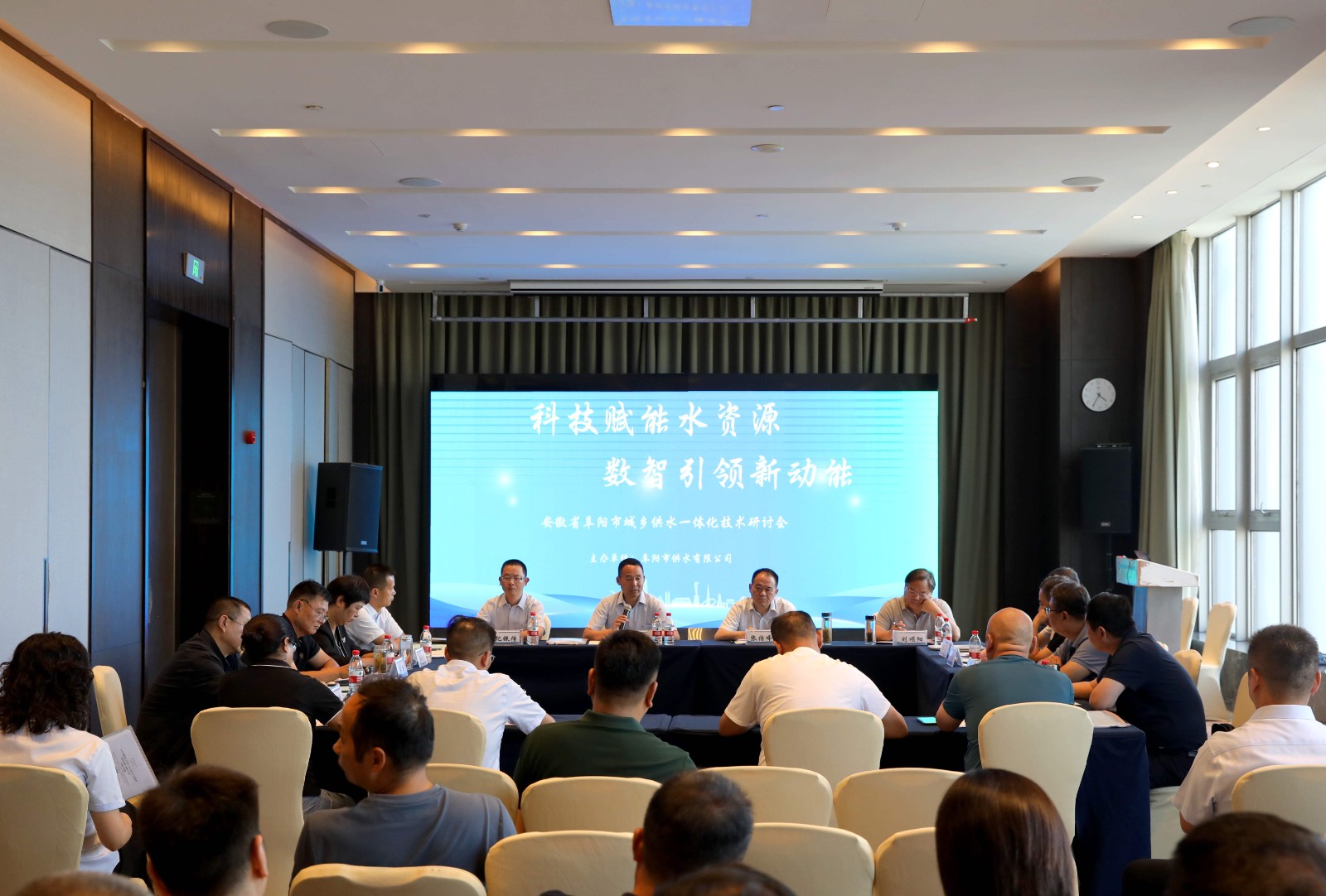 1727658332a722187.jpg 1727658332a722187.jpg